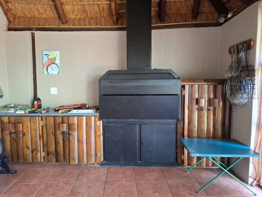 4 Bedroom Property for Sale in Pellissier Free State